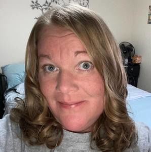 Meet your Posher, Kelli